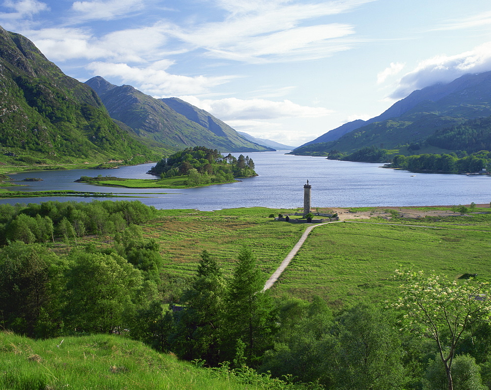 The Glenfinnan Monument beside Loch Shiel, Highlands, Scotland, United Kingdom, Europe