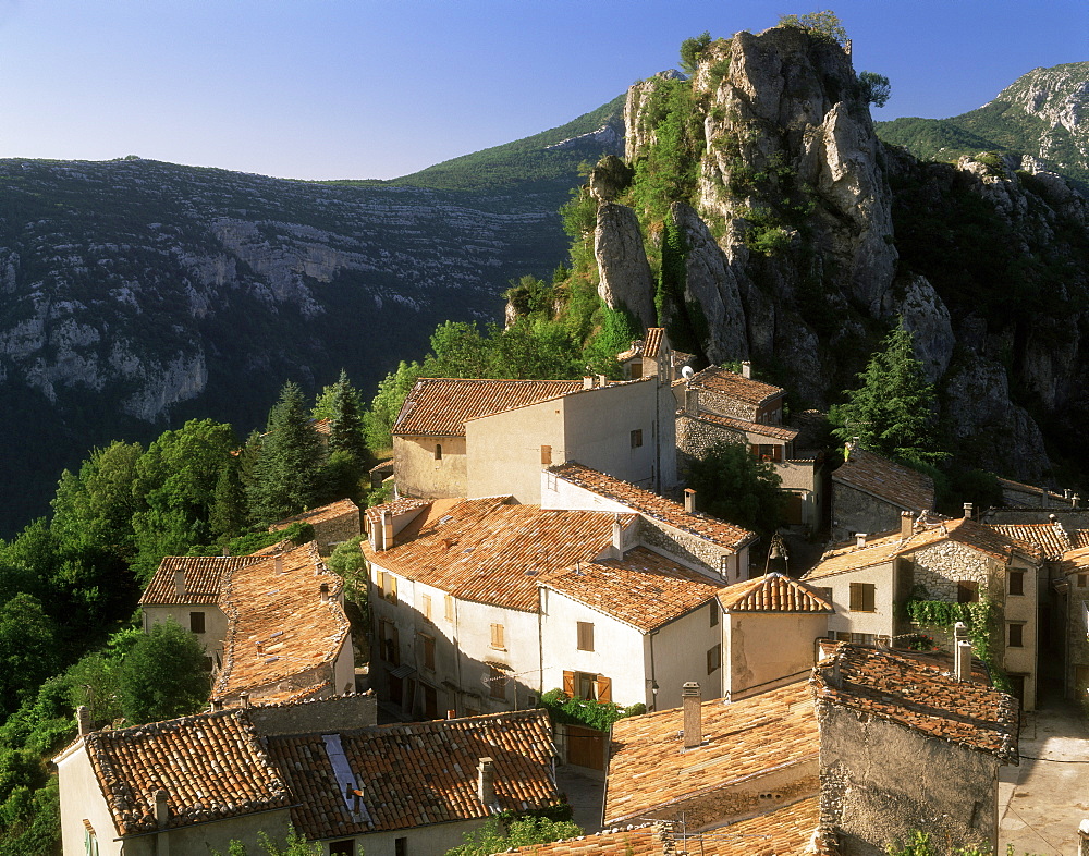 Hilltop village, Canyon du Verdon, Alpes-de-Haute Provence, Provence, France, Europe