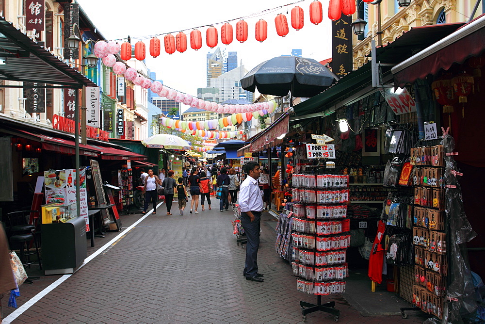 Shops and lantterns, Chinatown, Singapore, Southeast Asia, Asia