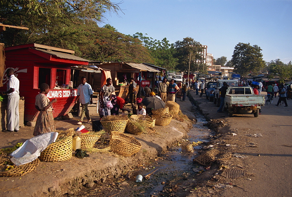 Street scene, Mwanza, Tanzania, East Africa, Africa