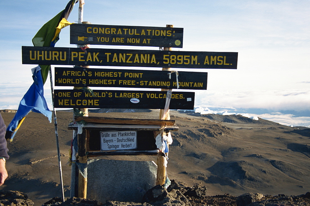 Sign at summit of Uhuru Peak, 5895m, Kilimanjaro National Park, Tanzania, East Africa, Africa