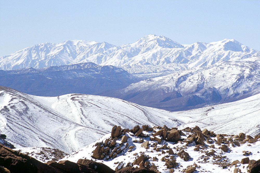 Snow above summer pastures of Ouarikt valley, High Atlas mountains, Morocco, North Africa, Africa