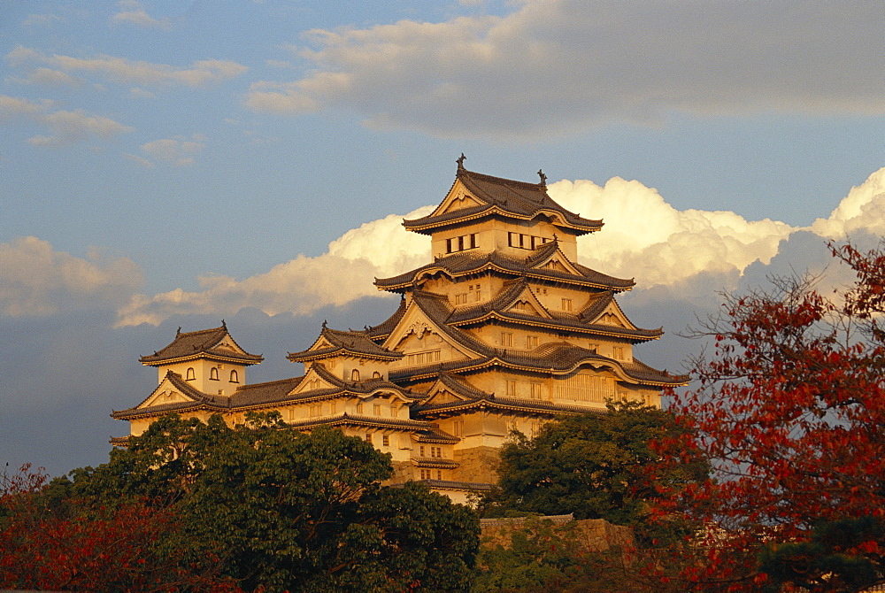 Hakuro-Jo Castle (The White Egret), Japan 