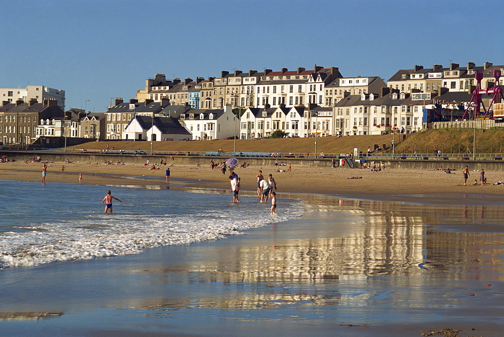 People on the beach at Portrush, County Antrim, Ulster, Northern Ireland, United Kingdom, Europe