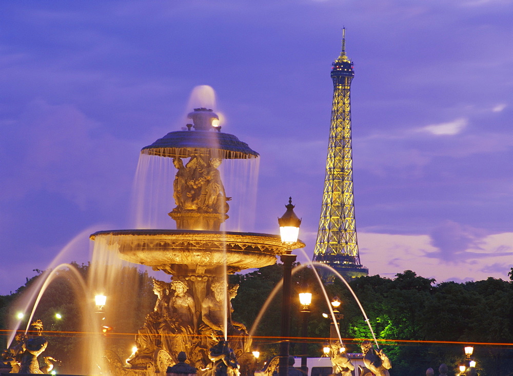 Place de la Concorde and the Eiffel Tower in the evening, Paris, France, Europe