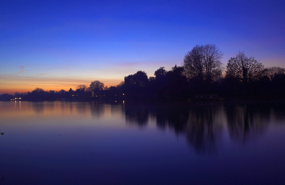 Sunbury on Thames, Surrey, England, United Kingdom, Europe