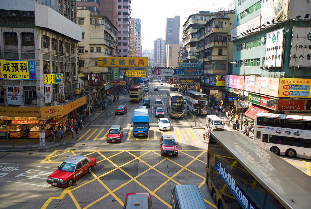 Street scene, Nathan Road, Mongkok, Kowloon, Hong Kong, China, Asia