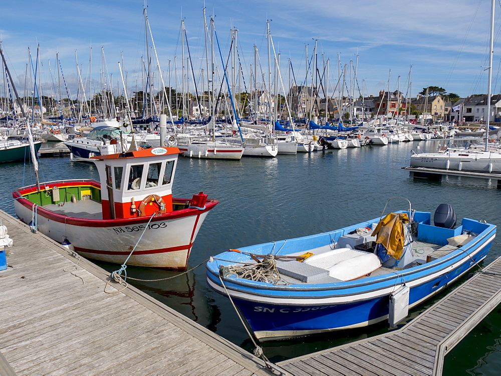 Harbour and waterfront of Piriac, Morbihan, Brittany, France, Europe