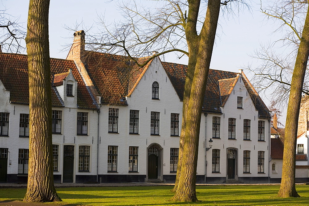 The Begijnhof (Convent), UNESCO World Heritage Site, Bruges, Belgium, Europe