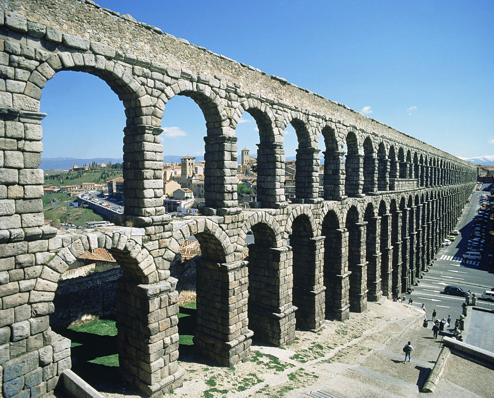 Roman aqueduct, Segovia, UNESCO World Heritage Site, Castilla Leon, Spain, Europe