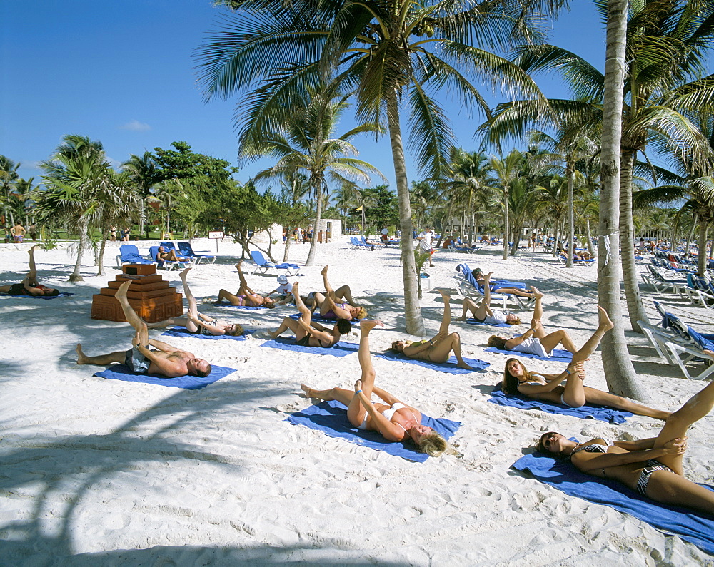 Yoga on the beach, Cancun, Quintana Roo, Yucatan, Mexico, North America