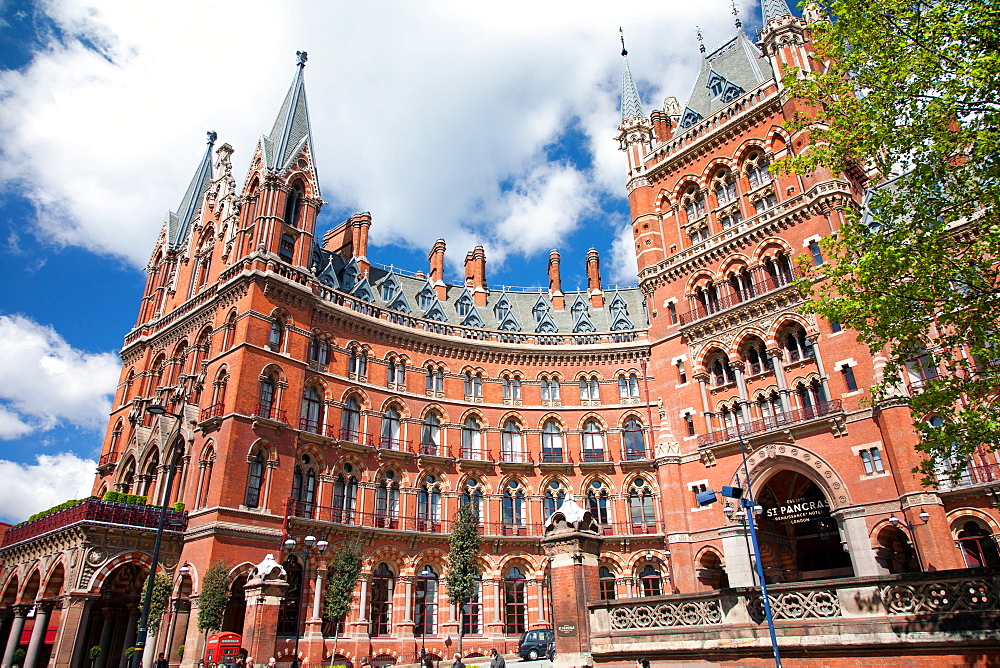 St. Pancras Station, Kings Cross, London, England, United Kingdom, Europe