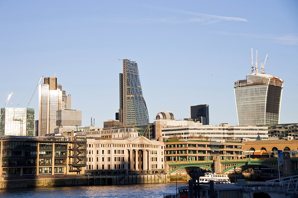 The skyline of the City of London showing Tower 42, the Leadenhall Building and 20 Fenchurch Street (The Walkie-Talkie), London, England, United Kingdom, Europe