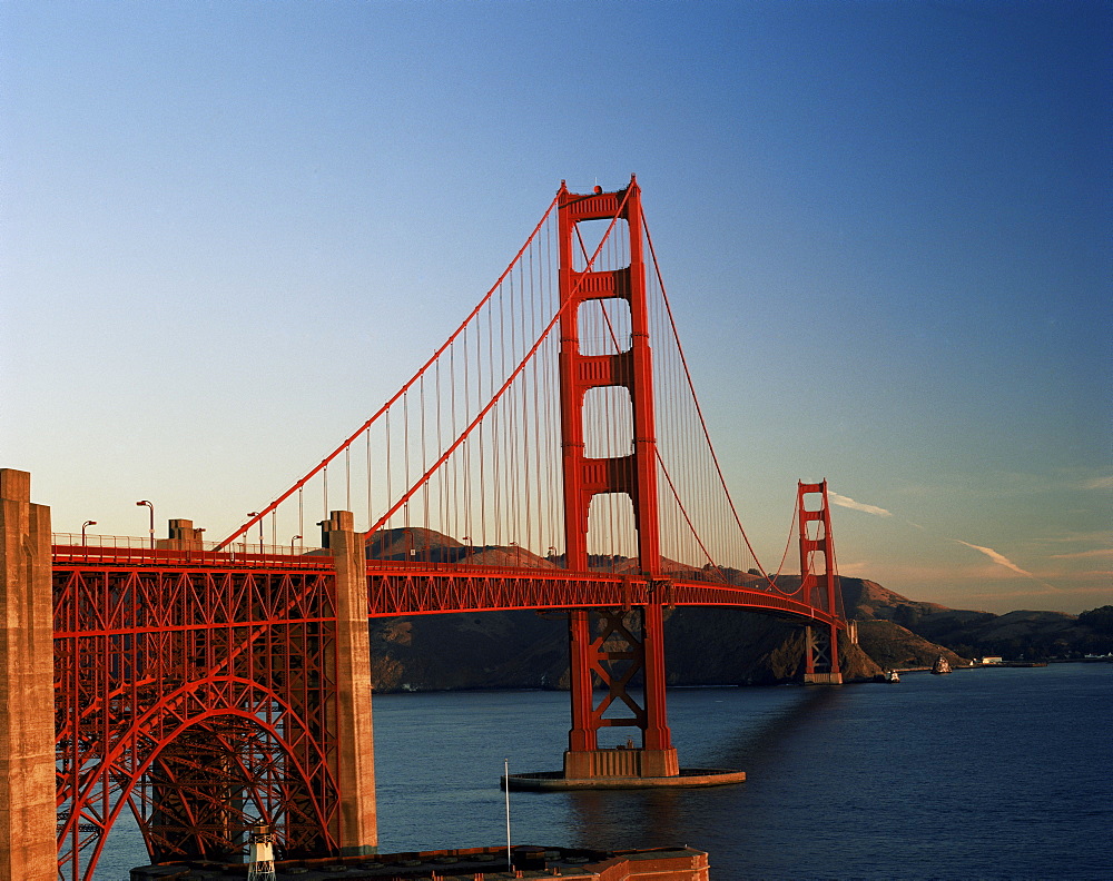 Golden Gate Bridge, San Francisco, California, United States of America, North America