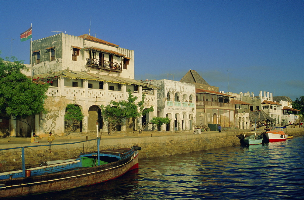 Waterfront, Lamu Town, Lamu Island, Kenya, East Africa, Africa