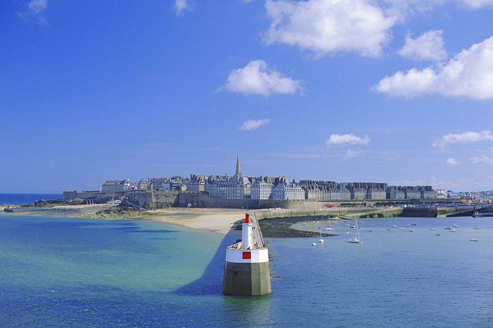 View from sea to the walled town (Intra Muros), St. Malo, Ille-et-Vilaine, Brittany, France, Europe