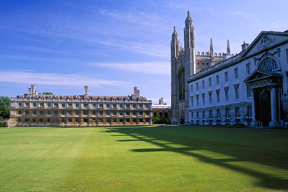 Lawn and chapel, King's College, Cambridge, Cambridgeshire, England, United Kingdom, Europe