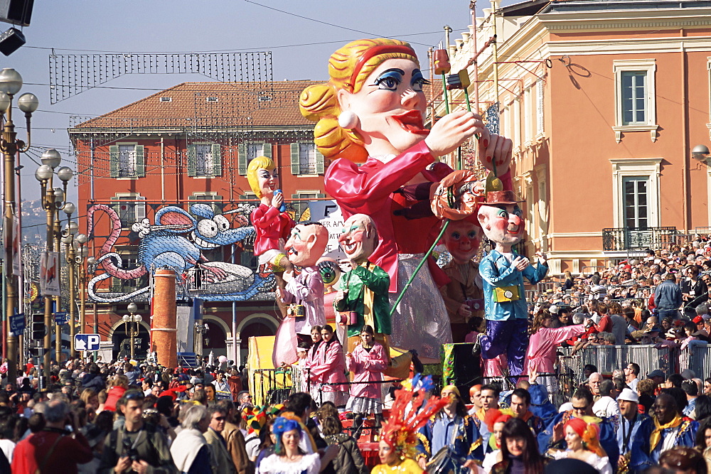 Mardi Gras carnival parade in Place Massena, Nice, Alpes Maritimes, Provence, French Riviera, Mediterranean, France, Europe