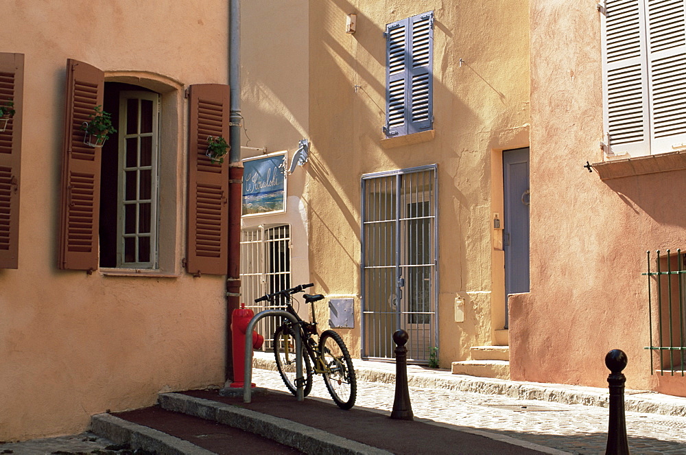 Place de l'Ormeau, Var, Provence-Alpes-Cote-d'Azur, France, Europe