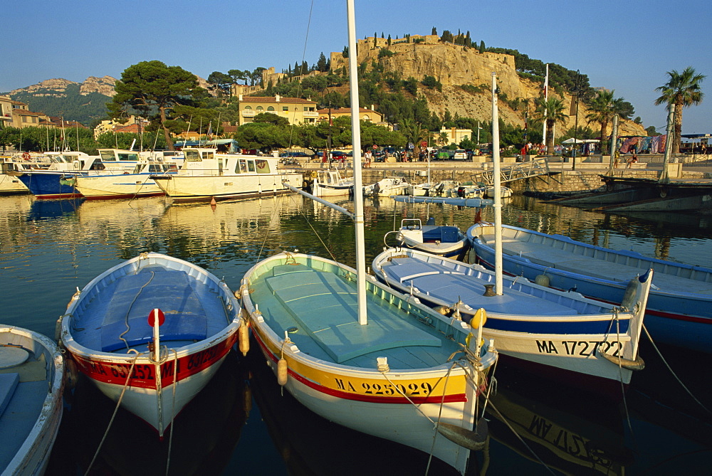 View across the harbour in the evening, Cassis, Bouches-du-Rhone, Cote d'Azur, Provence, France, Mediterranean, Europe