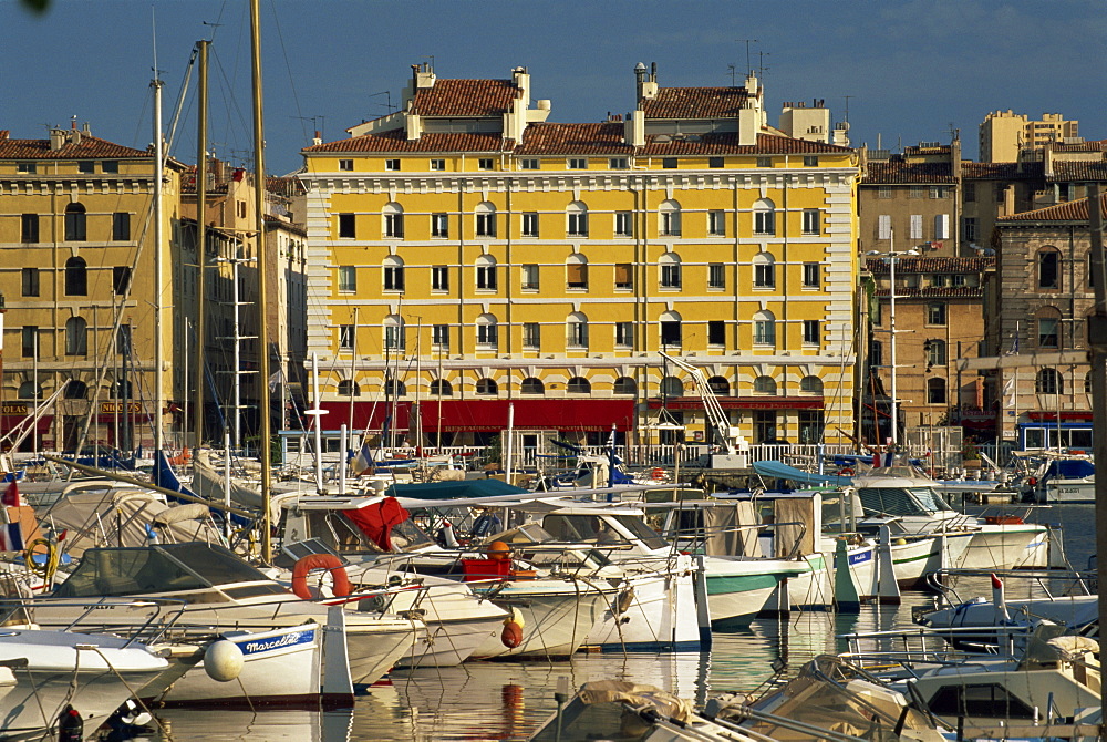 View across the Vieux Port, Marseille, Bouches-du-Rhone, Provence, France, Mediterranean, Europe