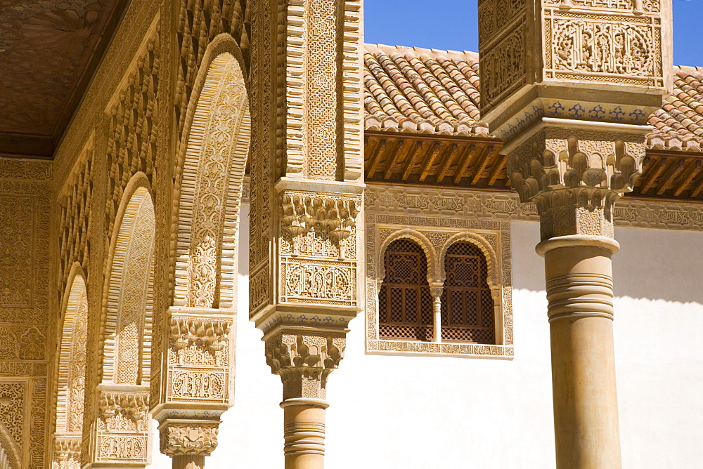 Intricately decorated arches and columns in the Patio de los Arrayanes, Casa Real (Palacios Nazaries), Alhambra, UNESCO World Heritage Site, Granada, Andalucia (Andalusia), Spain, Europe