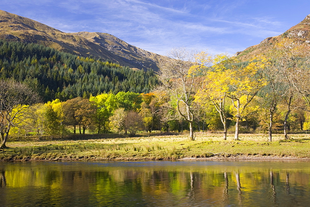 Autumn view across Loch Lubnaig to the slopes of Ben Ledi, near Callander, Loch Lomond and the Trossachs National Park, Stirling, Scotland, United Kingdom, Europe