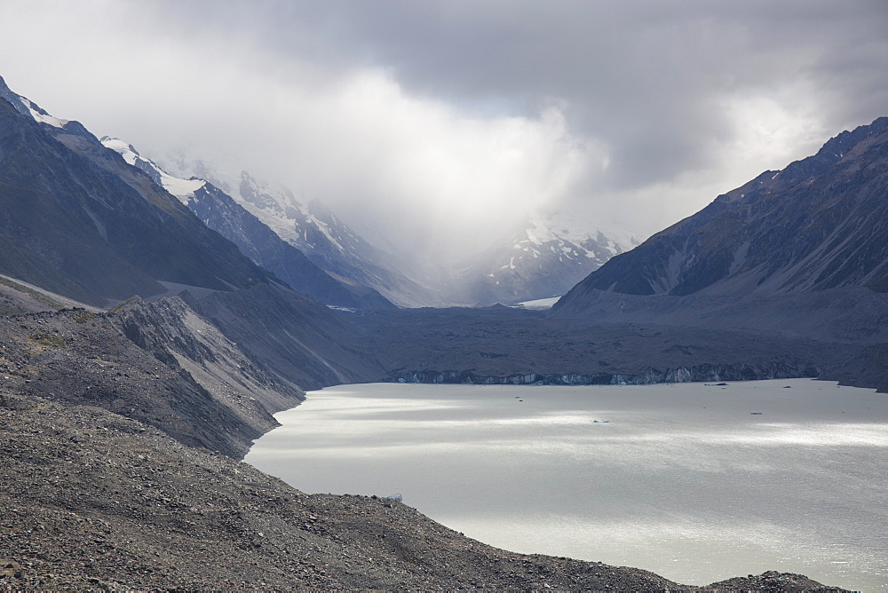 View across Tasman Lake to the Tasman Glacier, Aoraki (Mount Cook) National Park, UNESCO World Heritage Site, Mackenzie district, Canterbury, South Island, New Zealand, Pacific