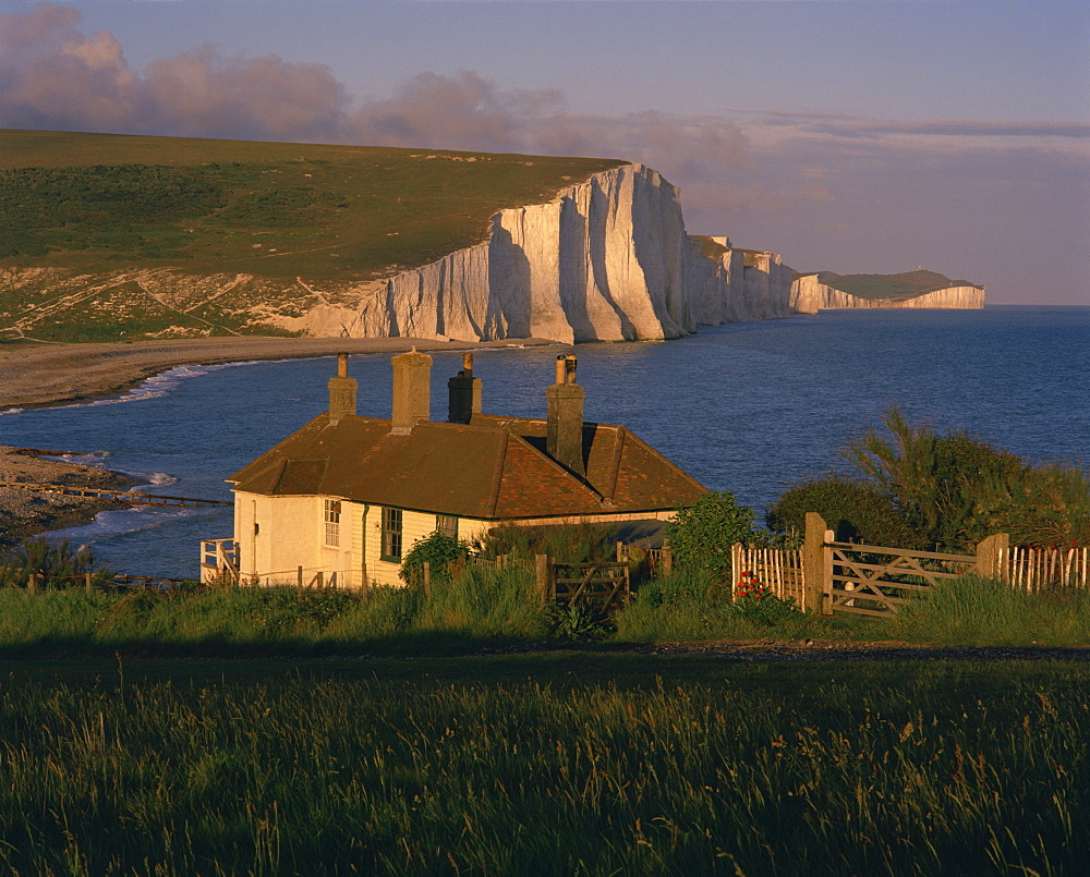 Houses on Seaford Head overlooking The Seven Sisters, East Sussex, England, United Kingdom, Europe