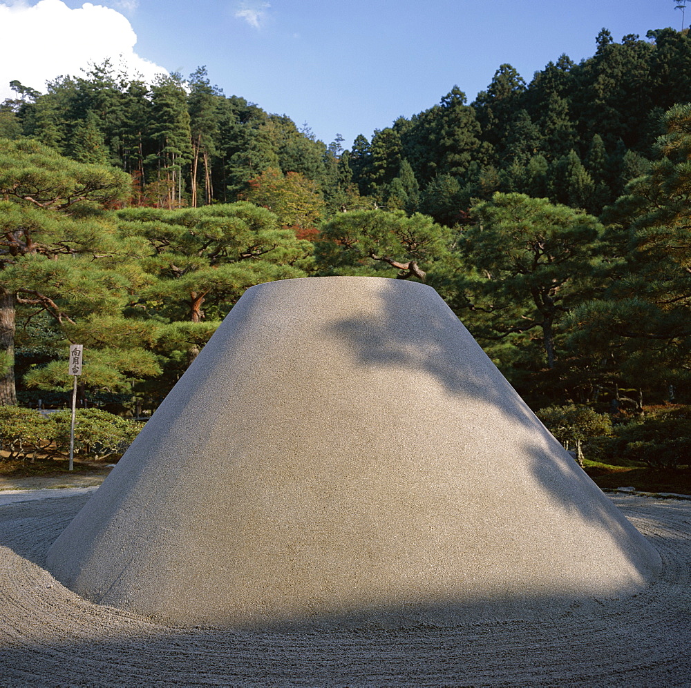 Zen garden, Ginkaku-ji (Silver) Temple, Kyoto, Kansai, Japan, Asia