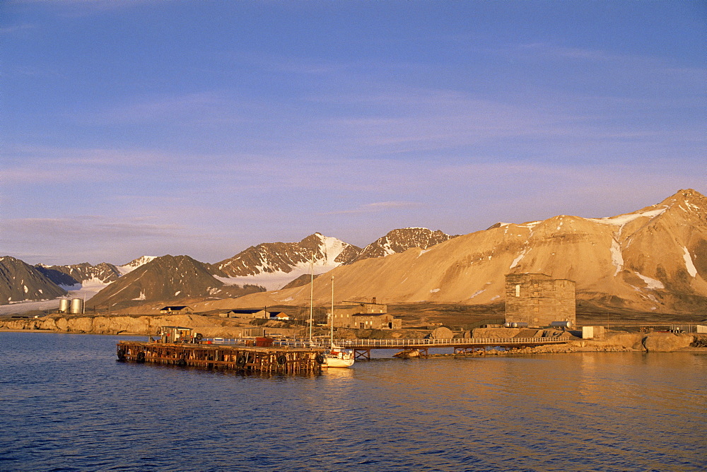 Amundsen's base, airship expedition, Ny Alesund, Svalbard, Arctic, Norway, Scandinavia, Europe