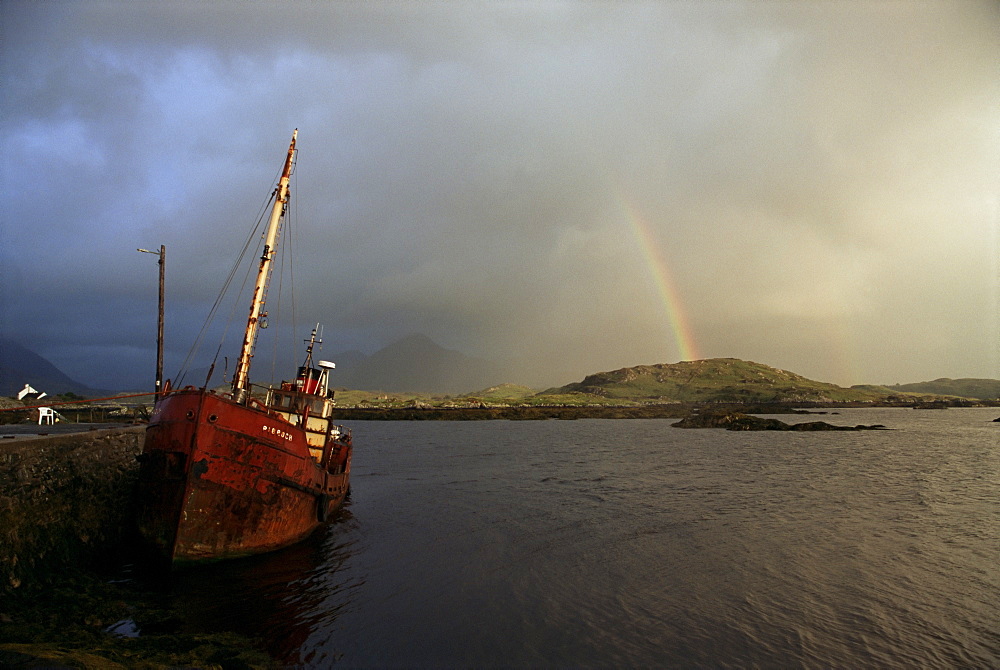 Ballynakill Harbour, Connemara, County Galway, Connacht, Eire (Republic of Ireland), Europe