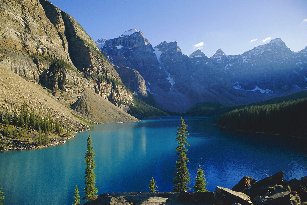 Valley of Ten Peaks, Moraine Lake, Banff National Park, Rocky Mountains, Alberta, Canada, North America