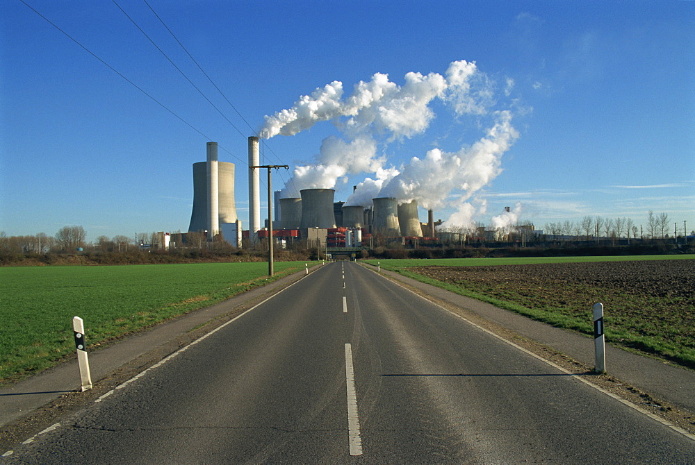 Coal power plant near Bergheim, North Rhine Westphalia, Germany, Europe