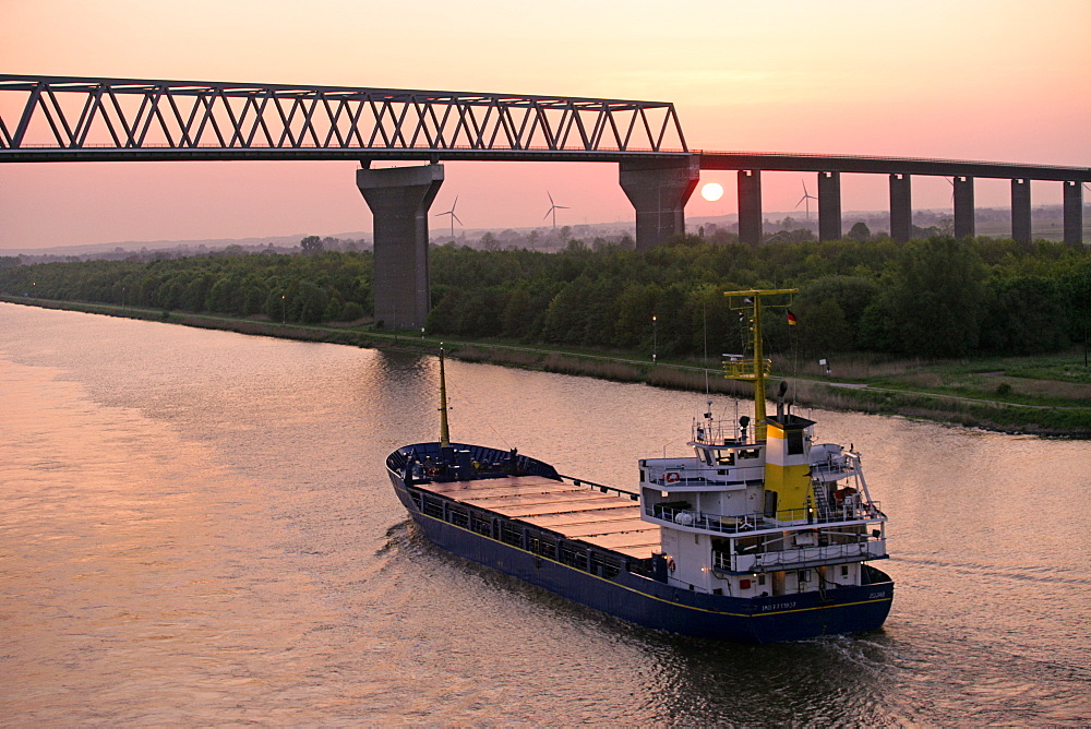 Kiel Canal near Brunsbuttel, Schleswig-Holstein, Germany, Europe