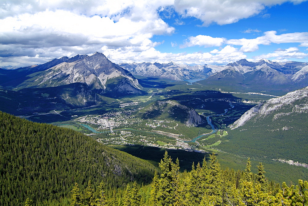 View from Sulphur Mountain to Banff, Banff National Park, UNESCO World Heritage Site, Alberta, Rocky Mountains, Canada, North America