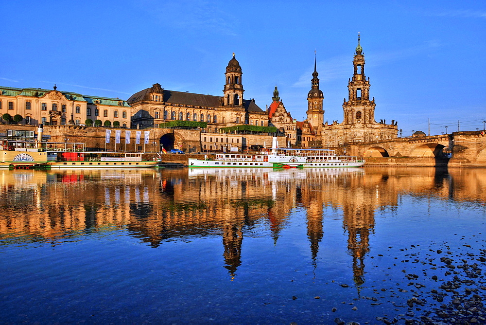 Elbe River and Old Town skyline, Dresden, Saxony, Germany, Europe