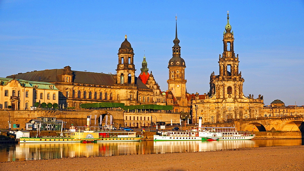 Elbe River and Old Town skyline, Dresden, Saxony, Germany, Europe