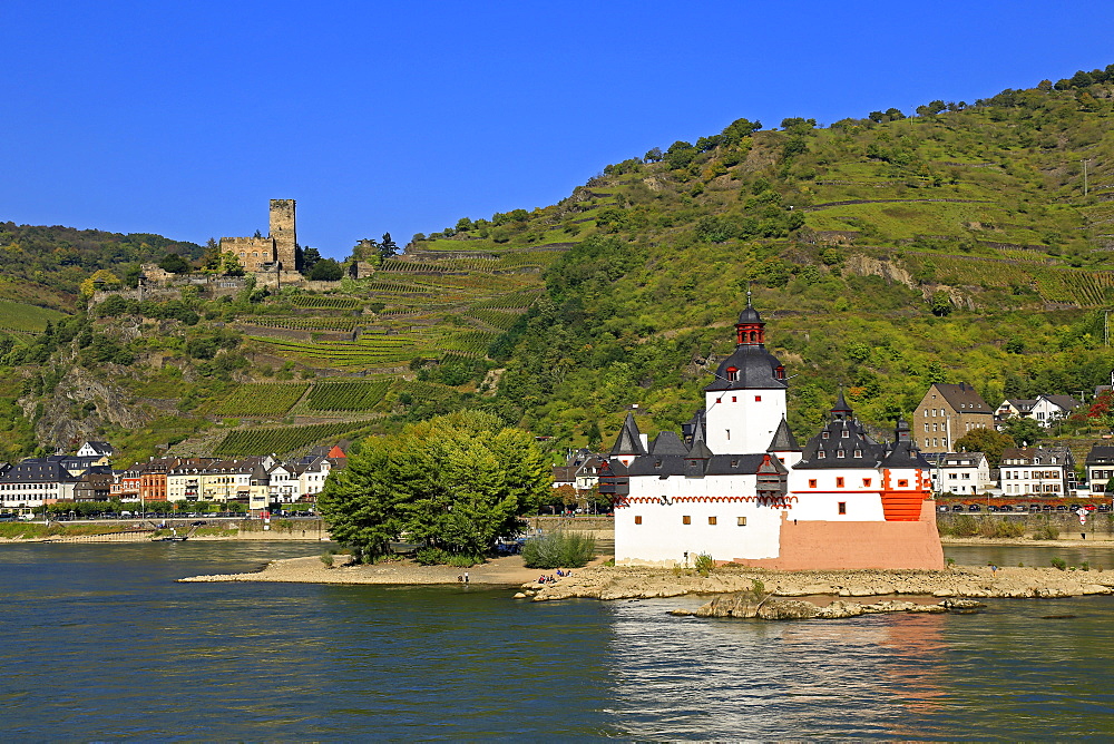 Pfalzgrafenstein and Gutenfels Castle, Kaub, Rhine Valley, Rhineland-Palatinate, Germany, Europe