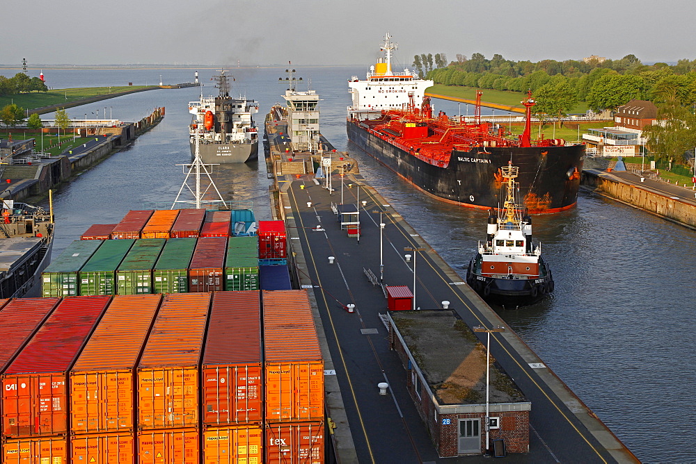 Brunsbuettel Lock of Kiel Canal, Schleswig-Holstein, Germany, Europe