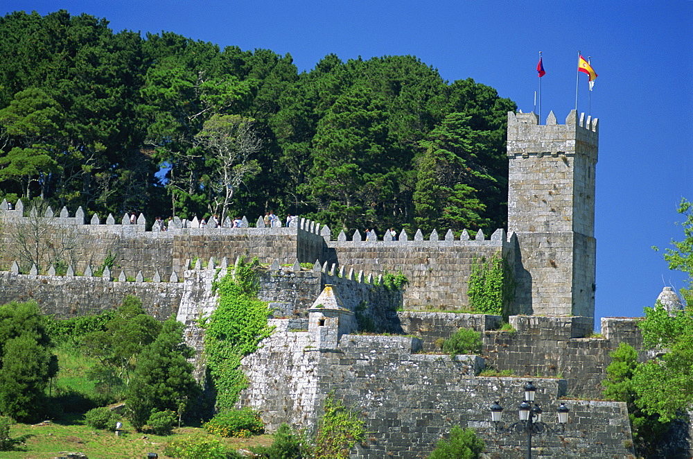 Medieval walls surrounding the parador, Bayona, Galicia, Spain, Europe