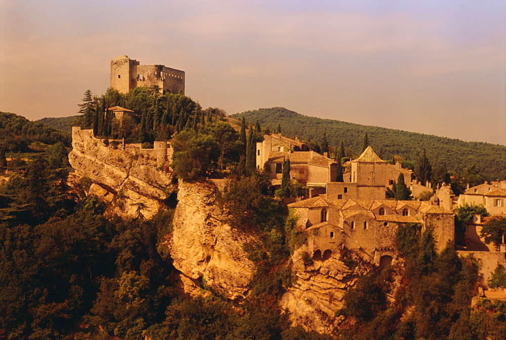 Roman-medieval town of Vaison-la-Romaine, Vaucluse region, France, Europe