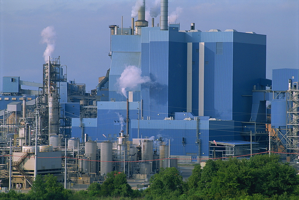 Pulp mill and paper processing plant, North Charleston area, South Carolina, United States of America, North America