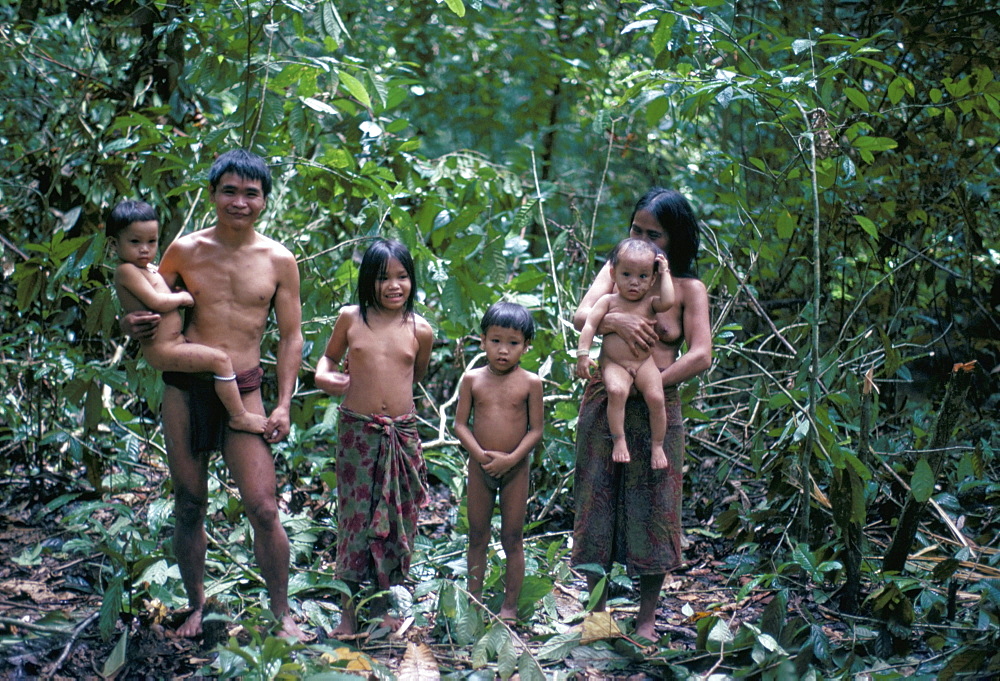 Penan family, Mulu expedition, Borneo, Indonesia, Southeast Asia, Asia