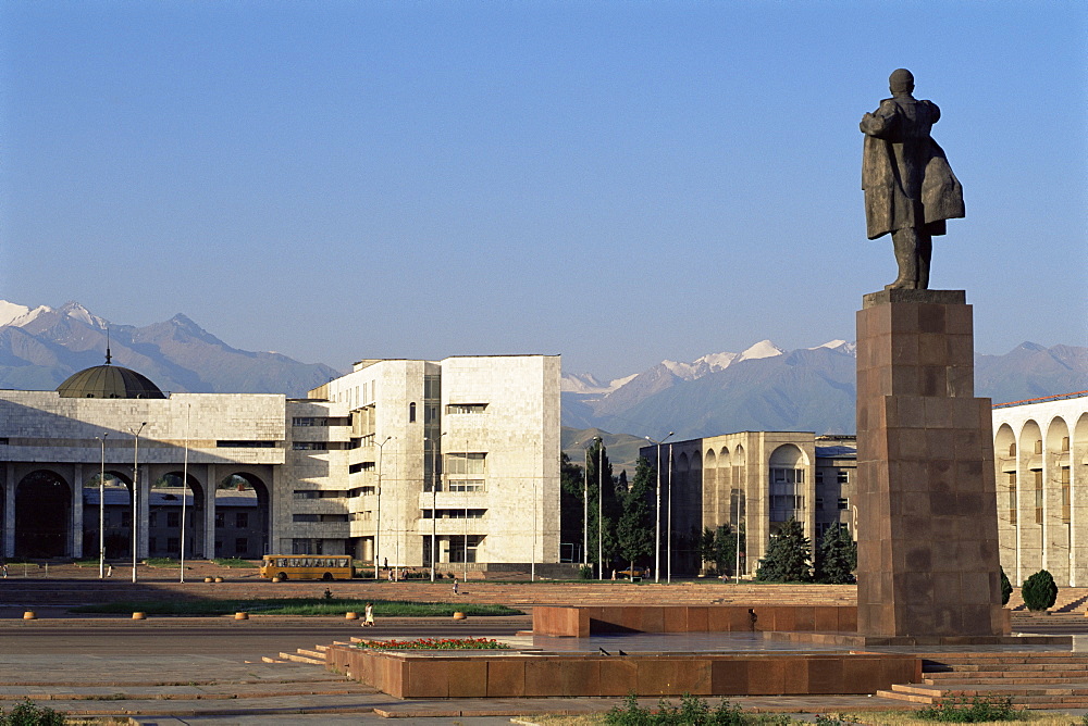 View of Lenin Square looking towards the Ala-Too range of mountains, Bishkek, Kyrgyzstan, Central Asia, Asia