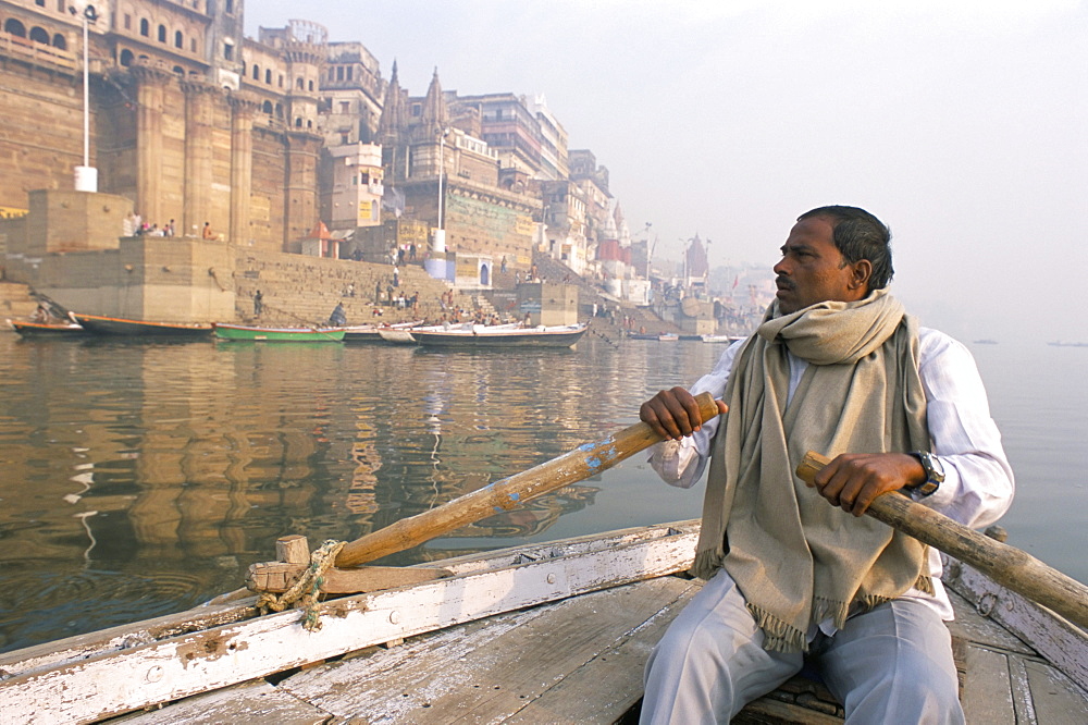 Boat on the River Ganges at dawn, Varanasi (Benares), Uttar Pradesh, India, Asia