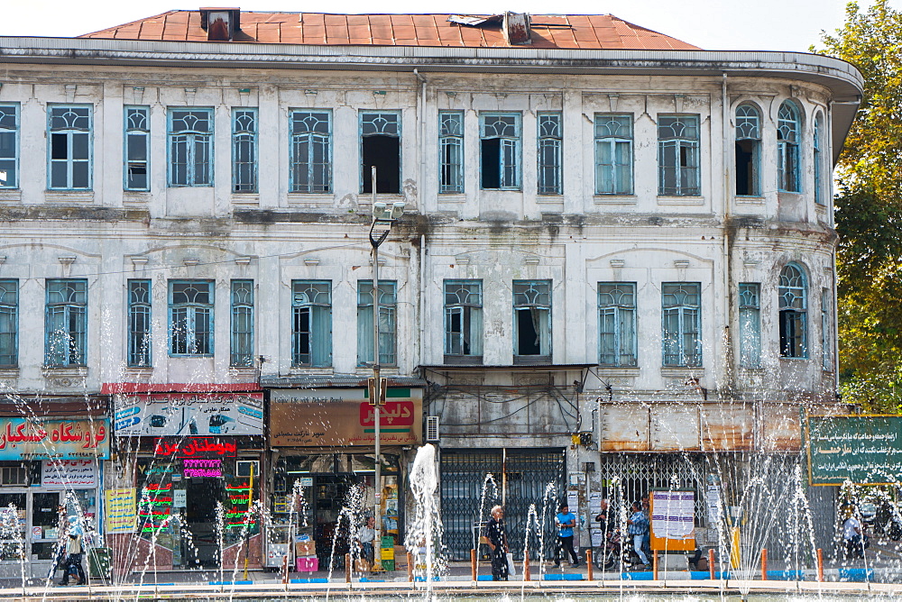 Crumbling old Russian merchant houses, Bandar-e Anzali, Iran, Middle East