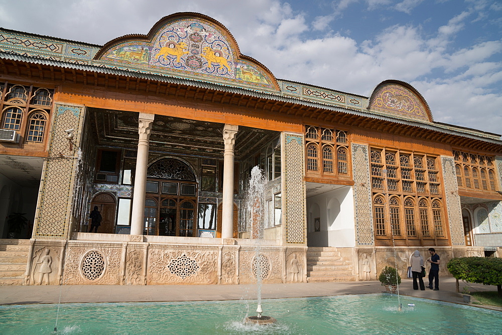 Pavilion in Bagh-e Narajestan (Citrus Garden), Shiraz, Iran, Middle East