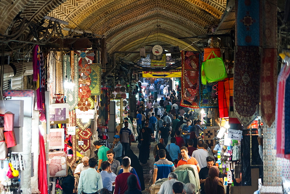 Crowds at entrance of main Tehran Bazaar, Tehran, Iran, Middle East