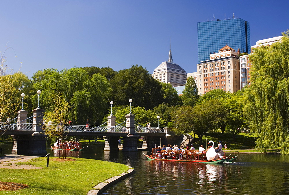 Lagoon Bridge and Swan Boat in the Public Garden, Boston, Massachusetts, New England, United States of America, North America